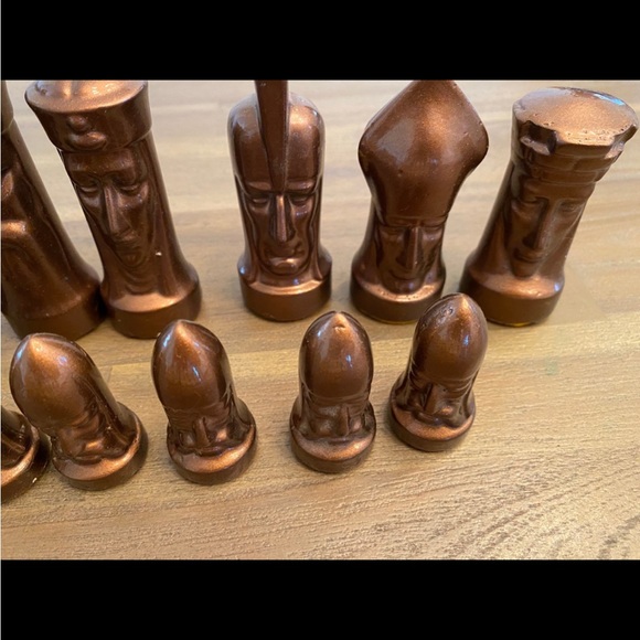 Vintage Large Ceramic Chess Set Complete Set of 32 Pieces No Board - Picture 2 of 12